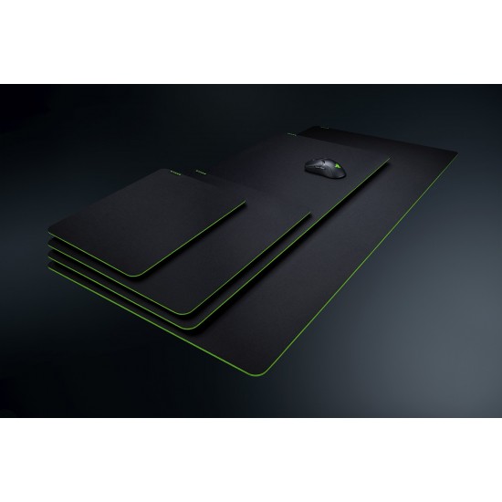 Razer Gigantus V2 3XL Gaming Mousepad (RZ02-03330500-R3M1)